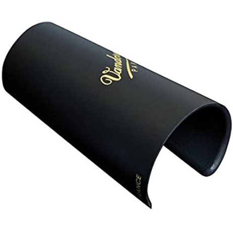 Plastic cap for alto saxophone mouthpiece with leather ligature Vandoren